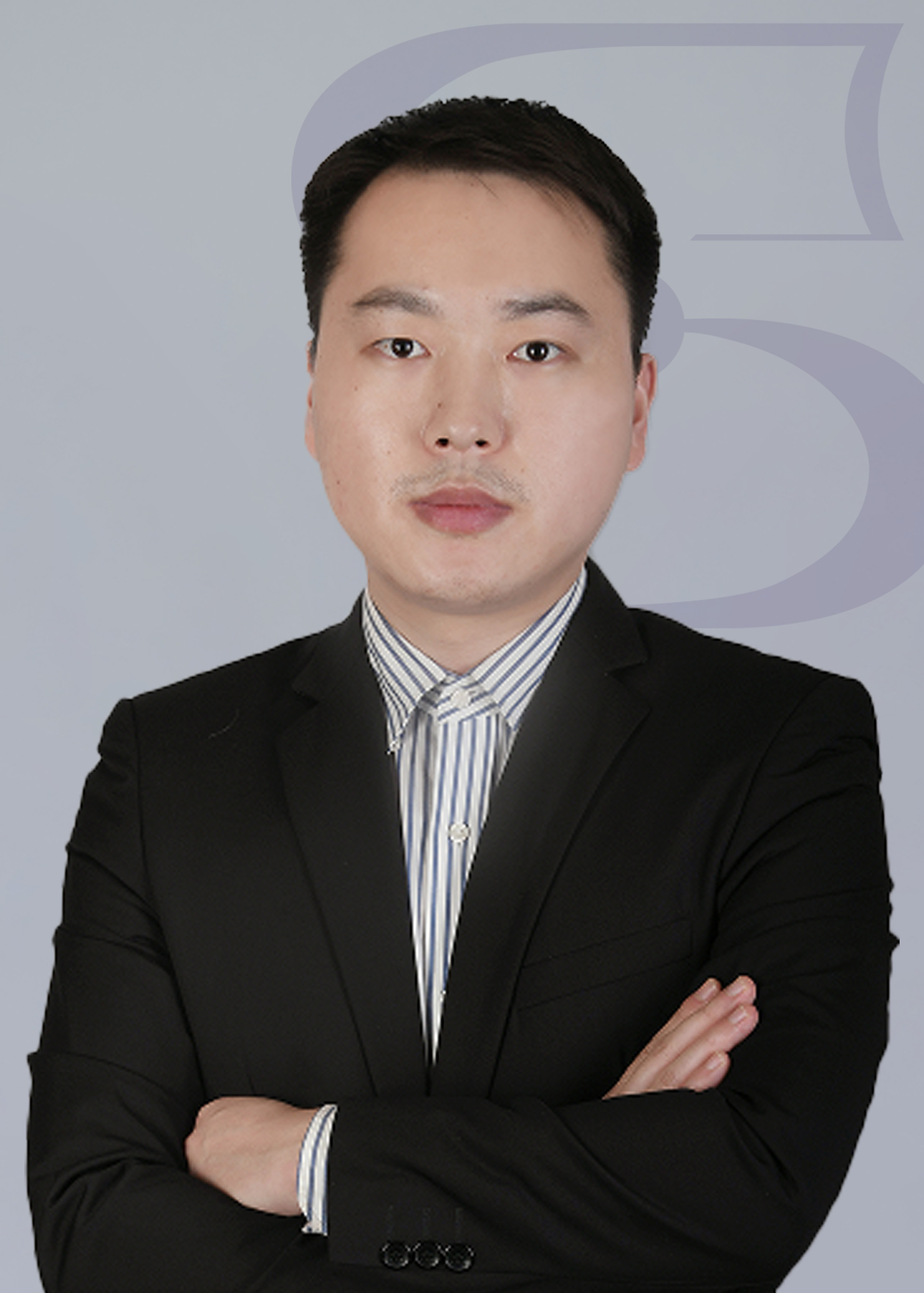 杨乔磊