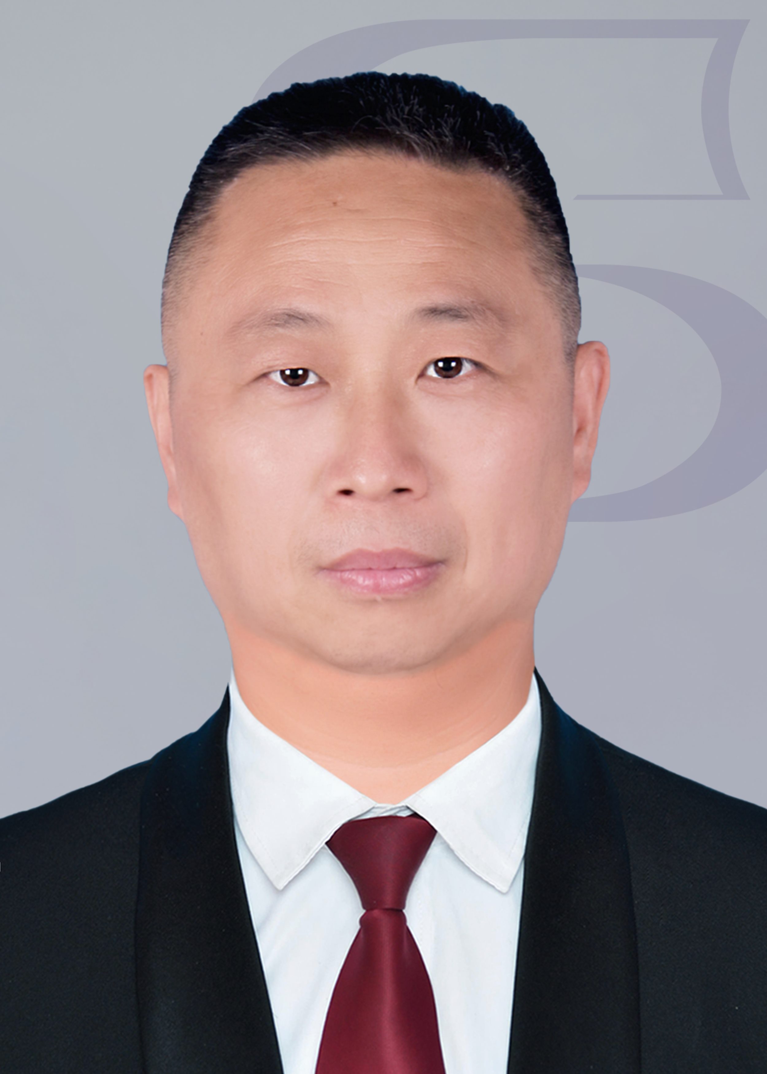 杨亦可 