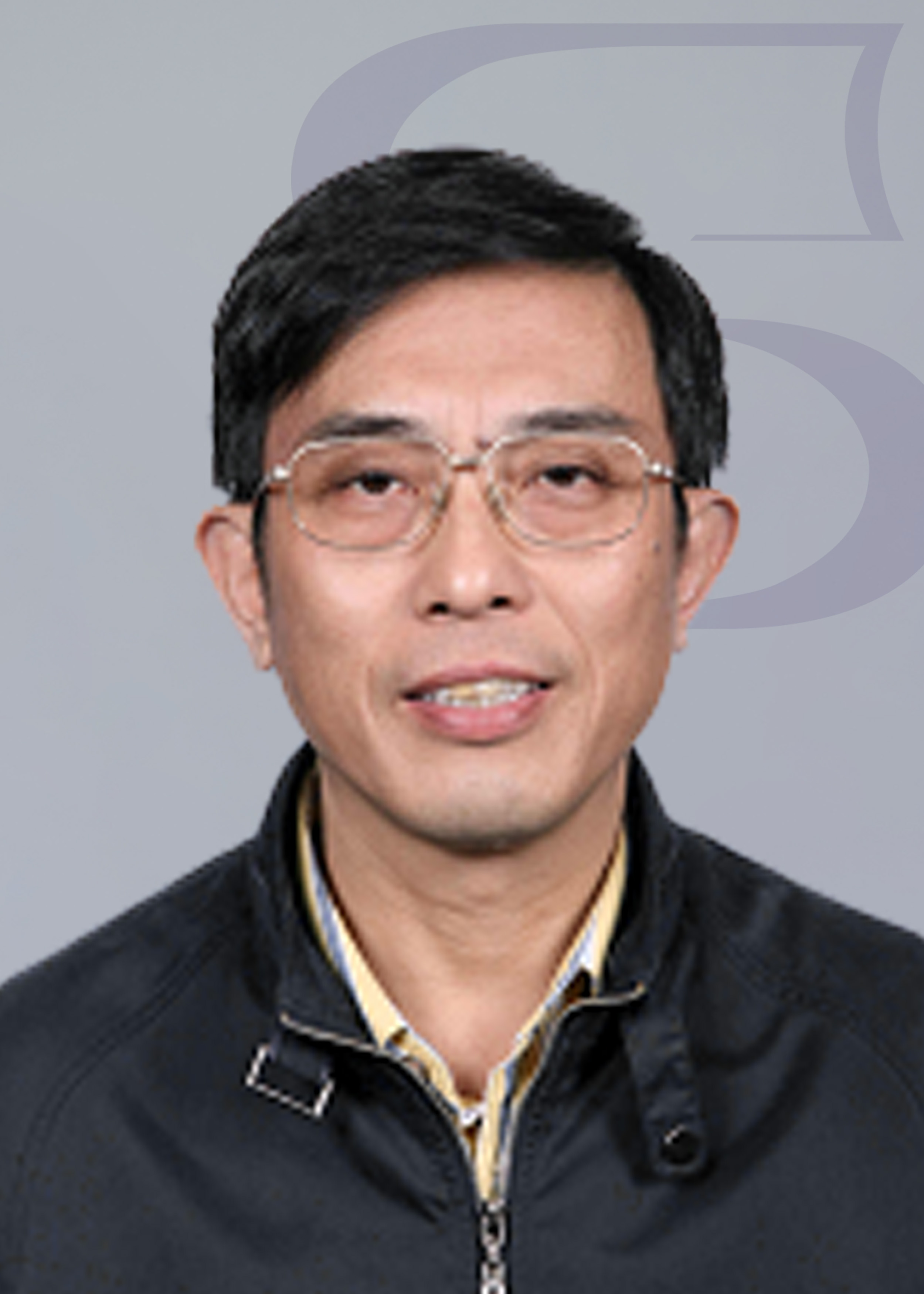 李卫