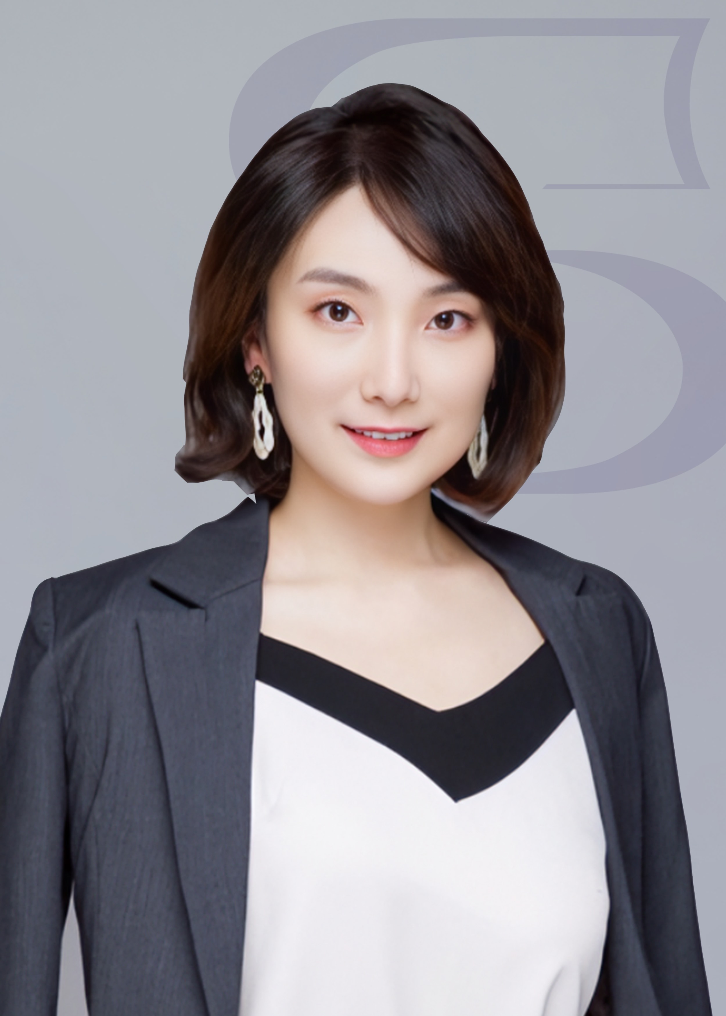 王俏然