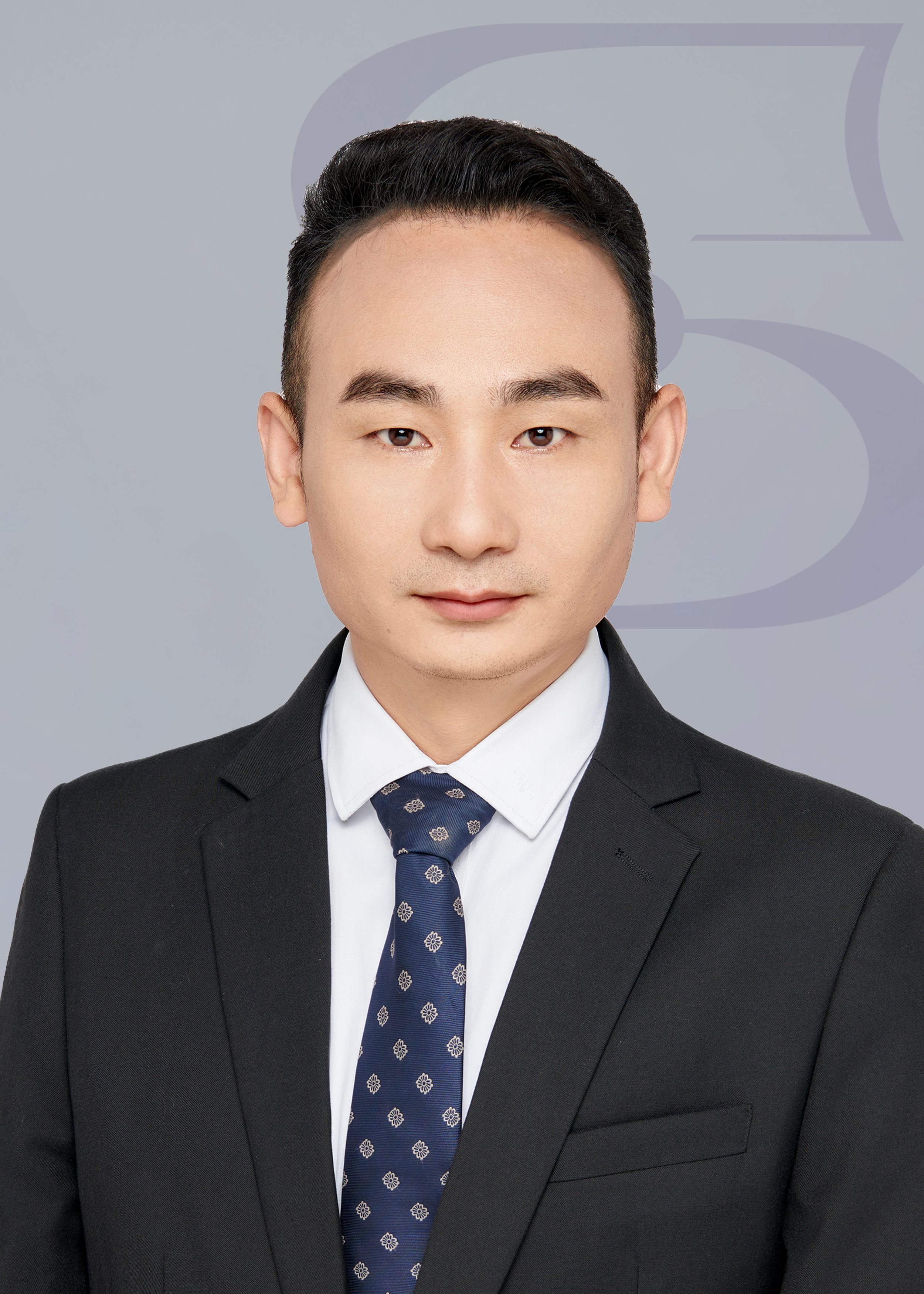 李雄