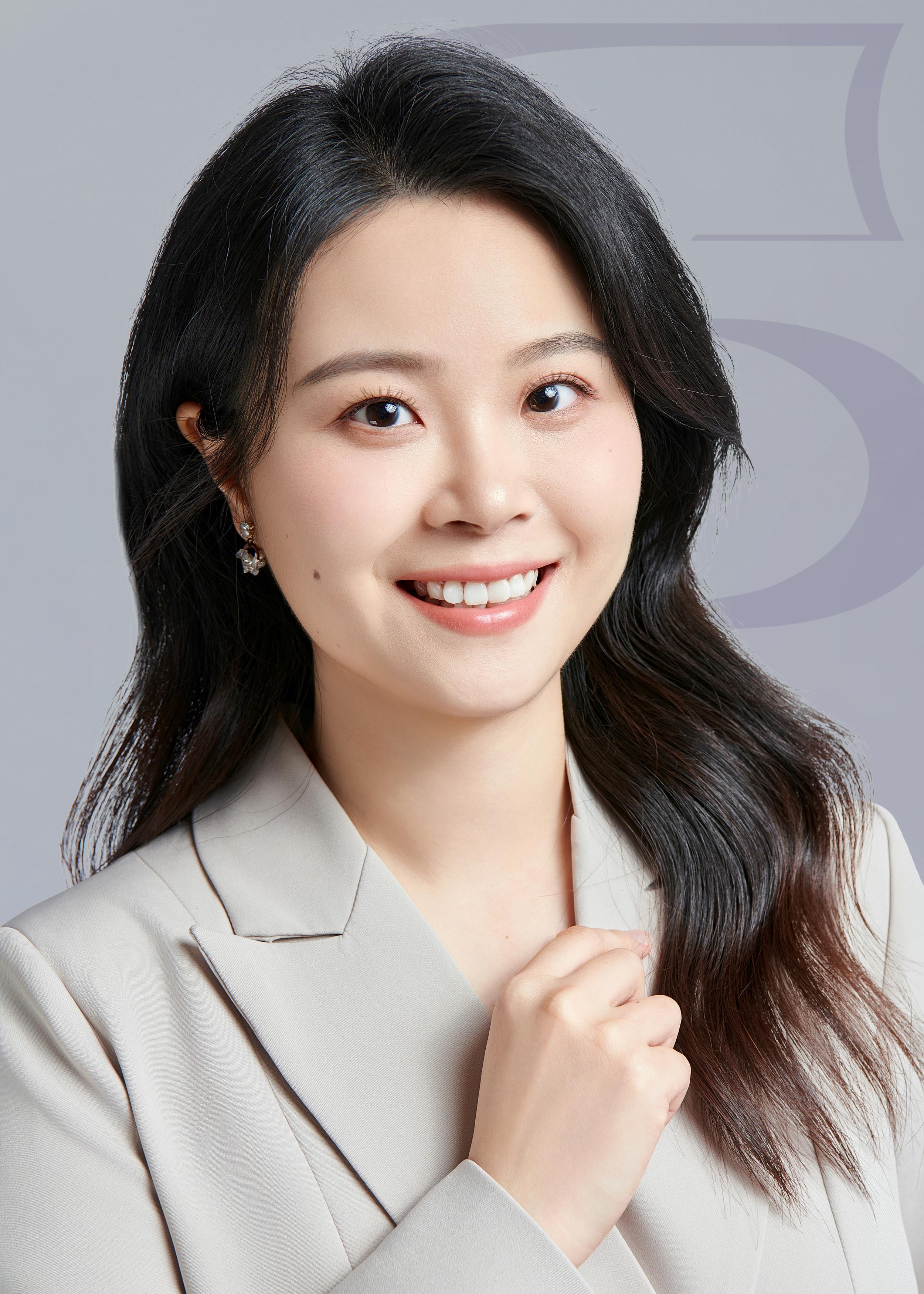 曾芳